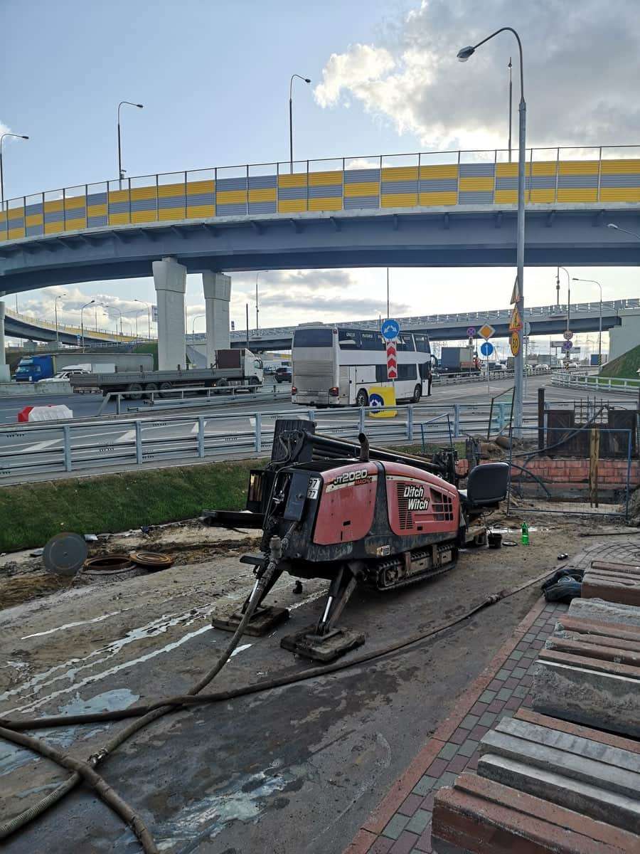 горизонтально направленное бурение, проколы под дорогой